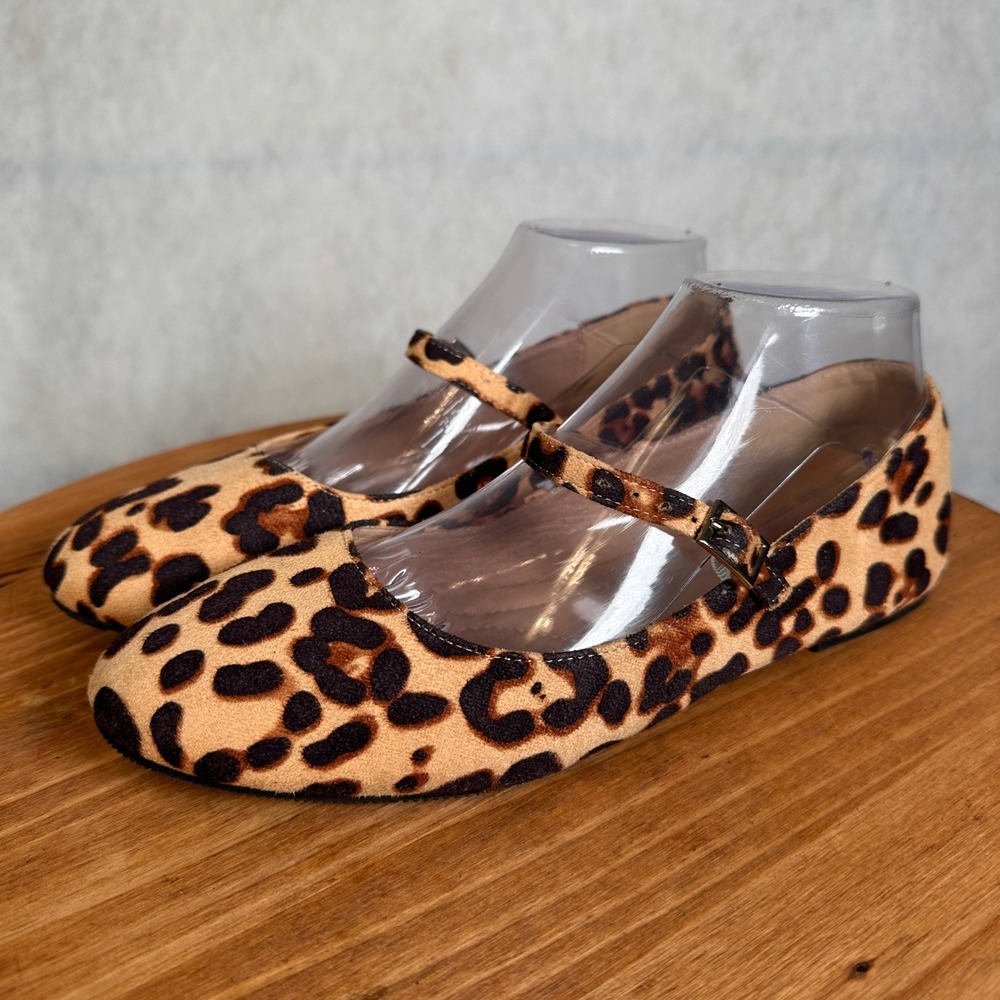 Unbranded Leopard Print Mary Jane Flats Womens Size 39 Brown Good Animal